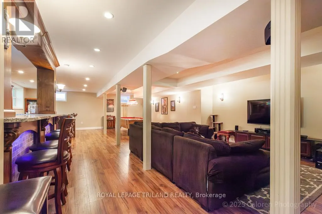 749 COMMISSIONERS ROAD W