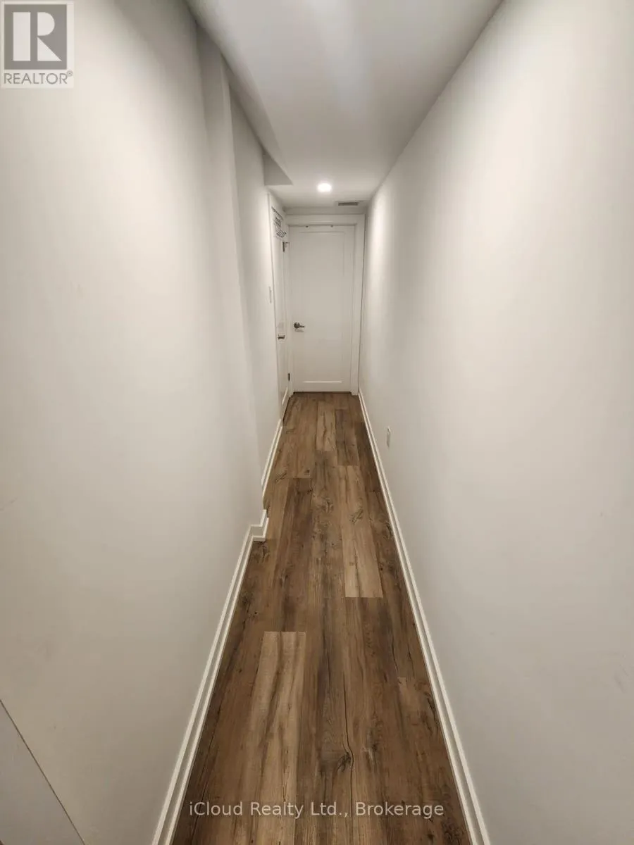 2 MARINA PLACE