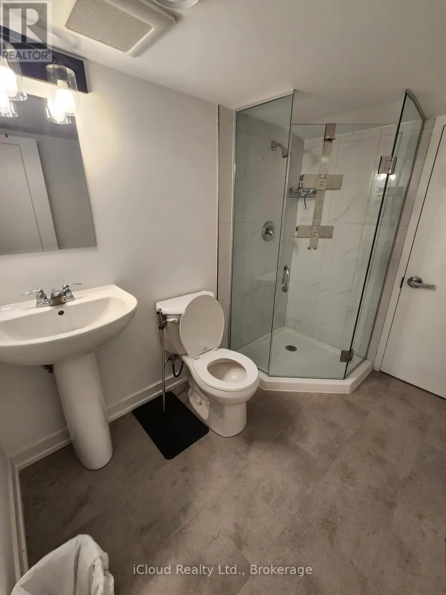 2 MARINA PLACE