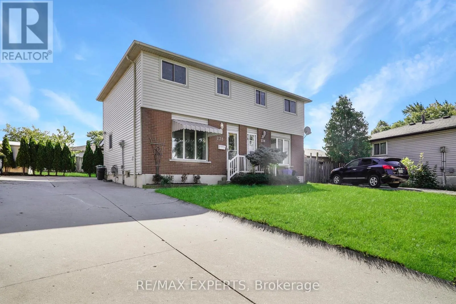 238 LAWNHURST COURT