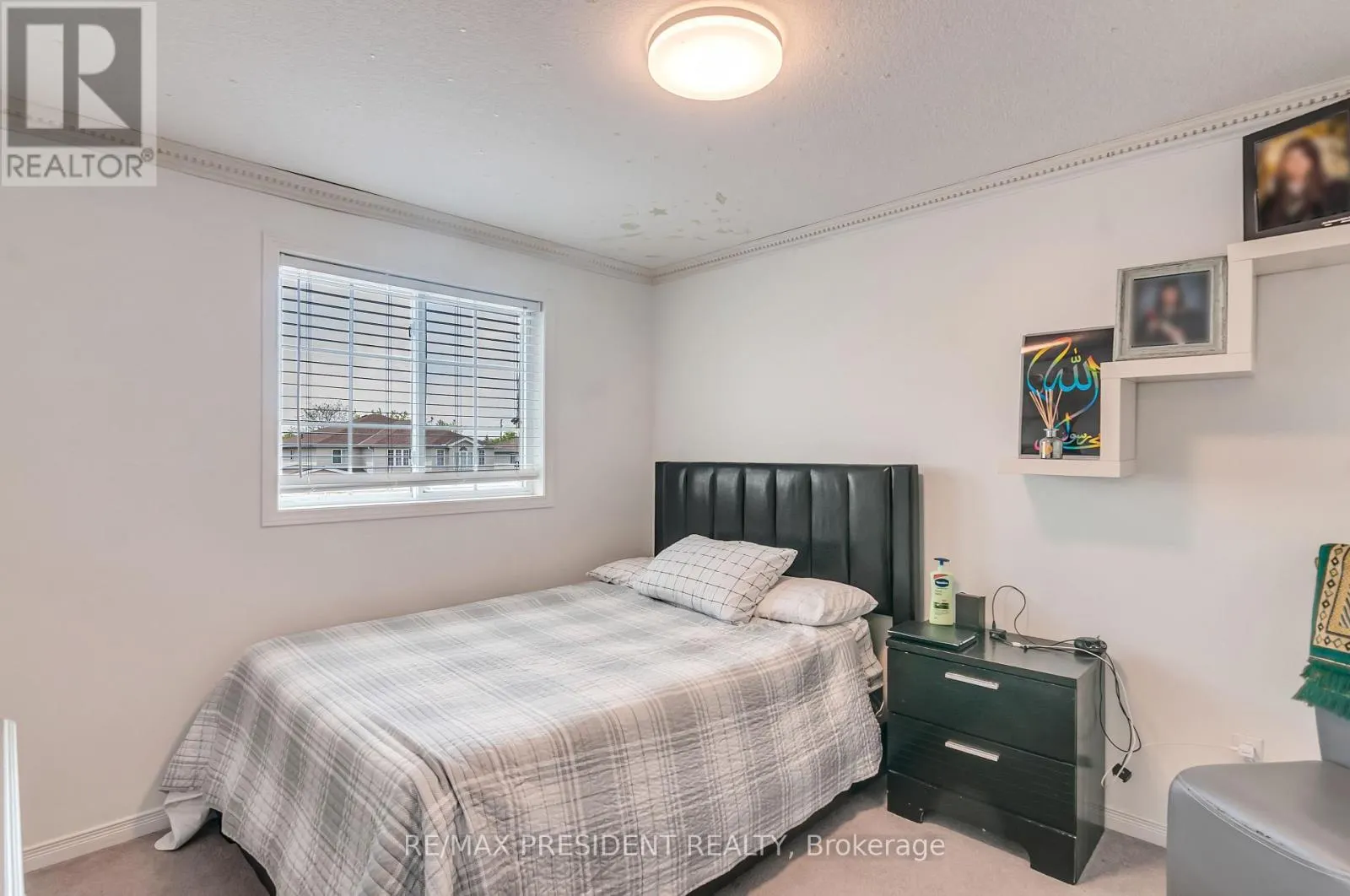 31 CHESTER DRIVE N
