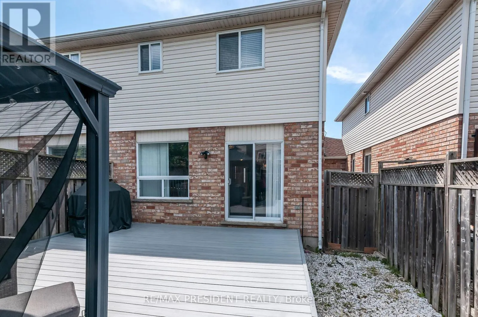 31 CHESTER DRIVE N