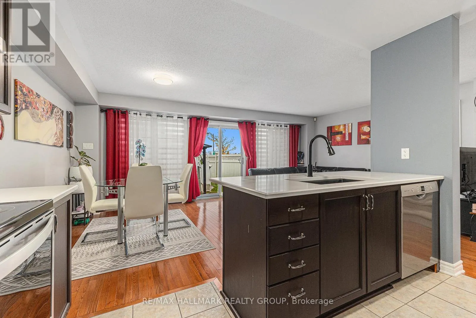 4220 KELLY FARM DRIVE