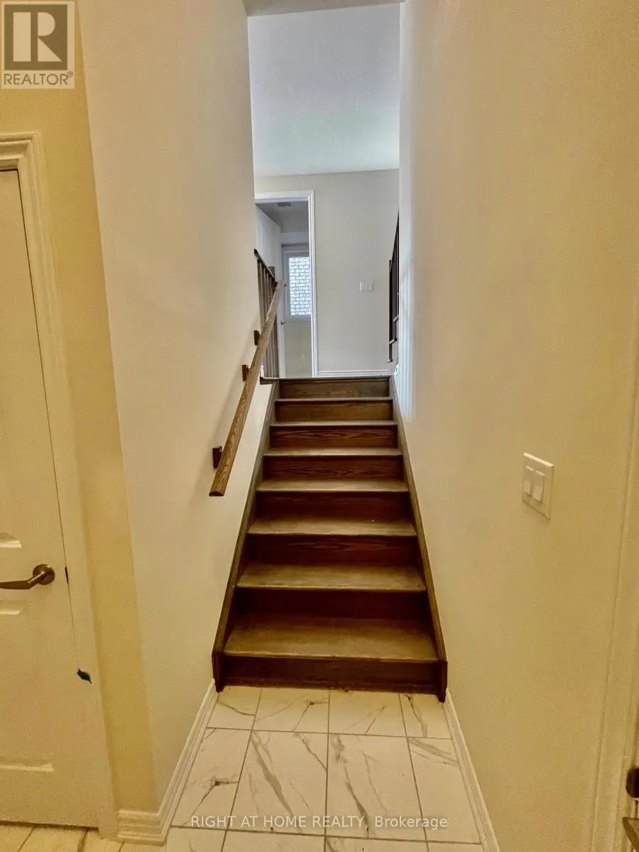 409 BARKER PARKWAY