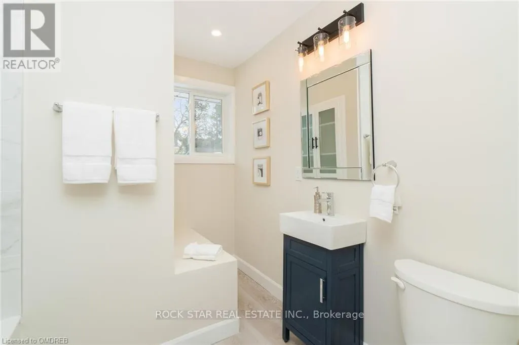 MAIN FL - 136 GRAND STREET