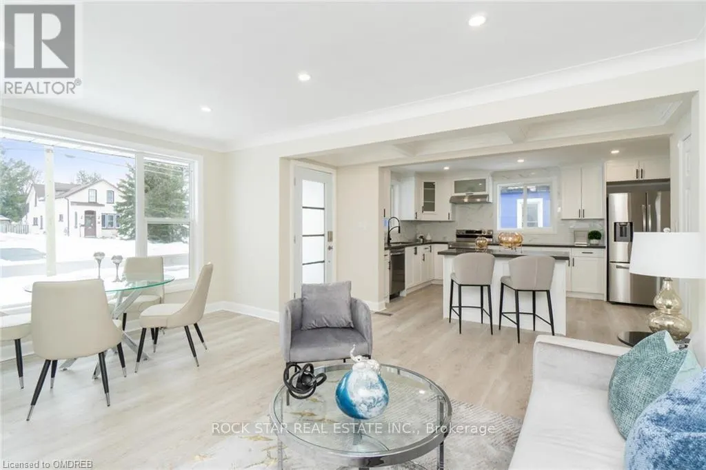 MAIN FL - 136 GRAND STREET