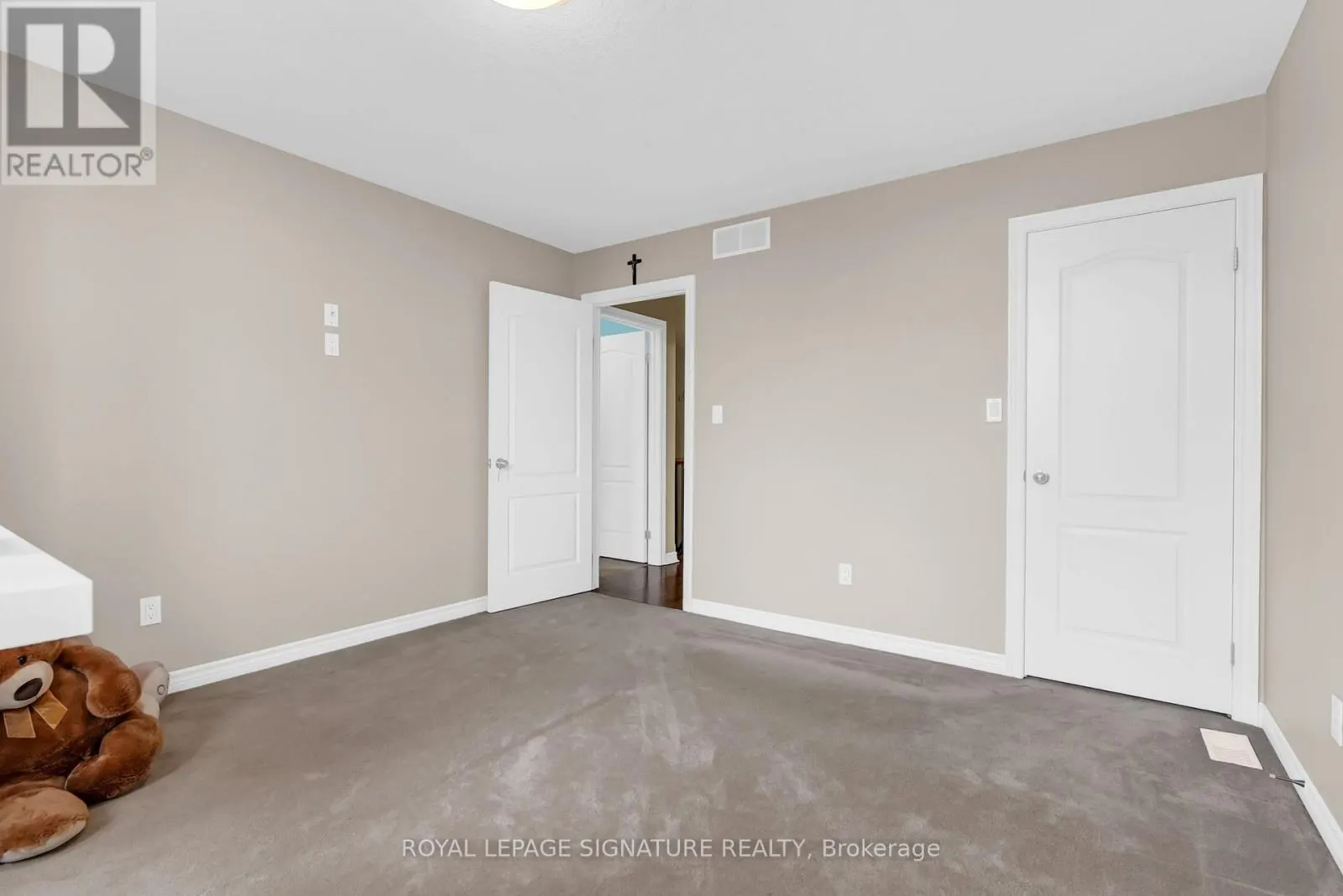 26 FRASSON DRIVE