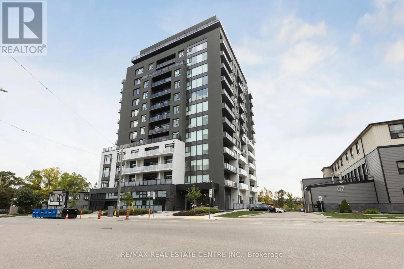 602 - 71 WYNDHAM STREET S