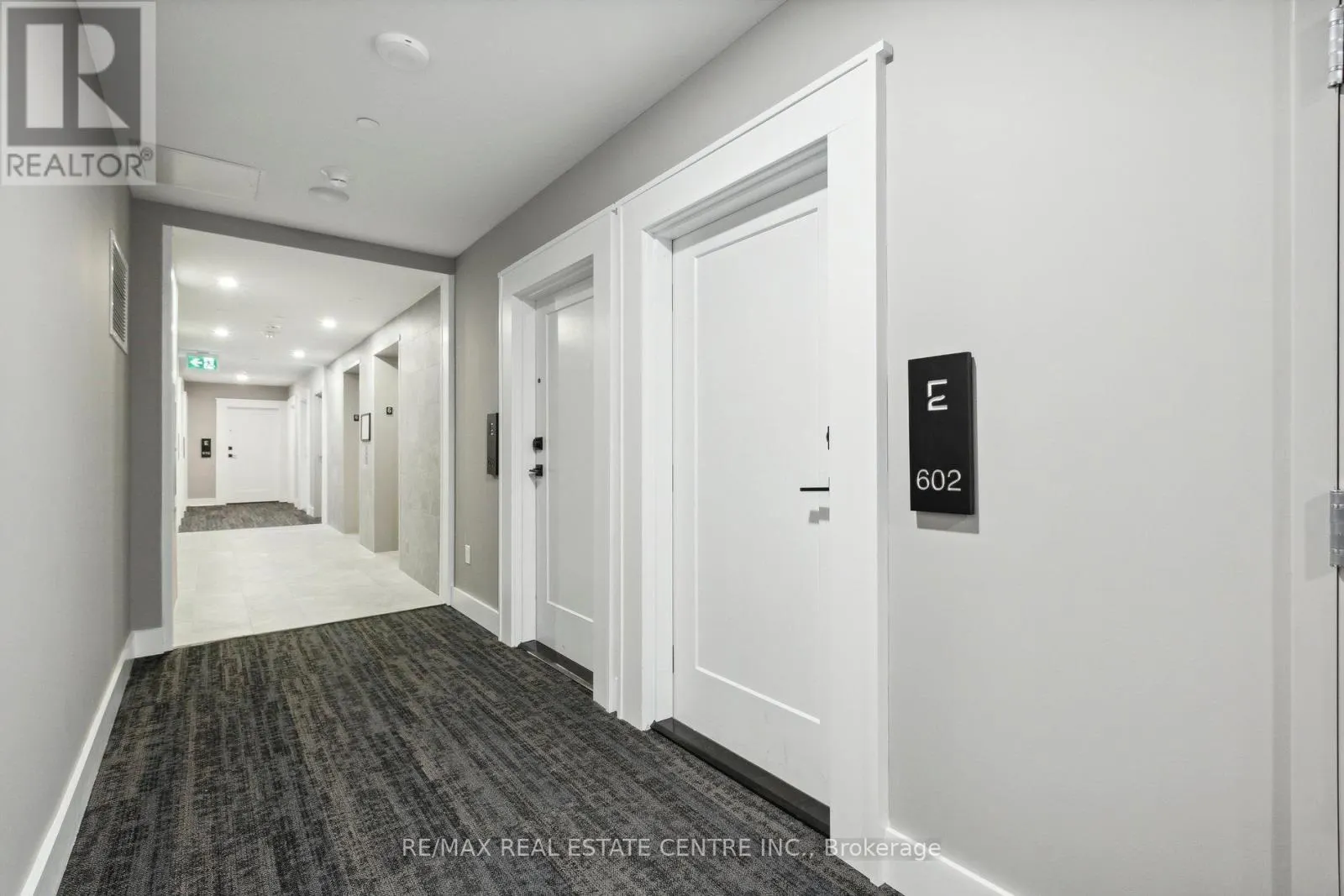 602 - 71 WYNDHAM STREET S