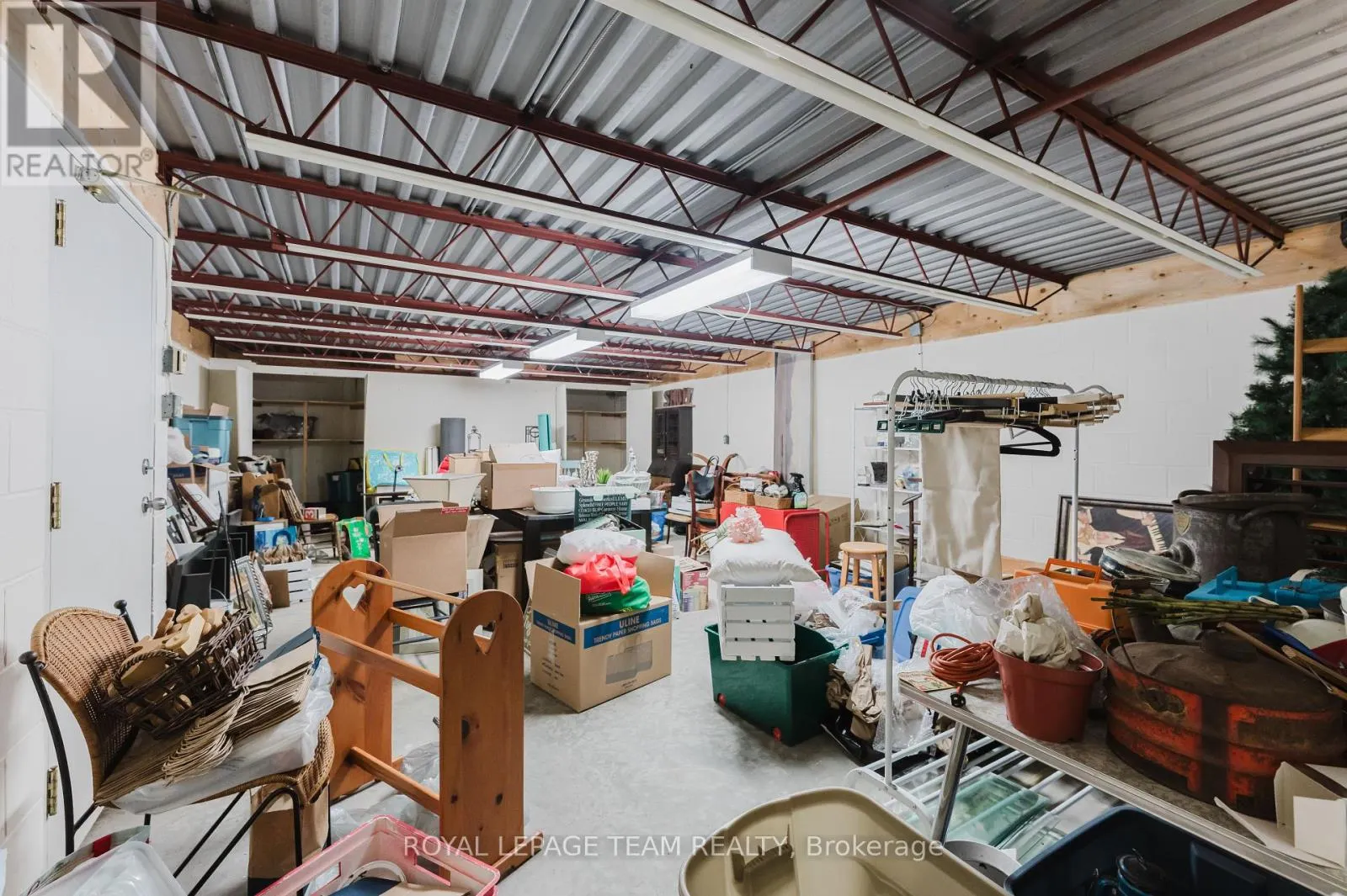 UNIT 7 - 75 ELGIN STREET W