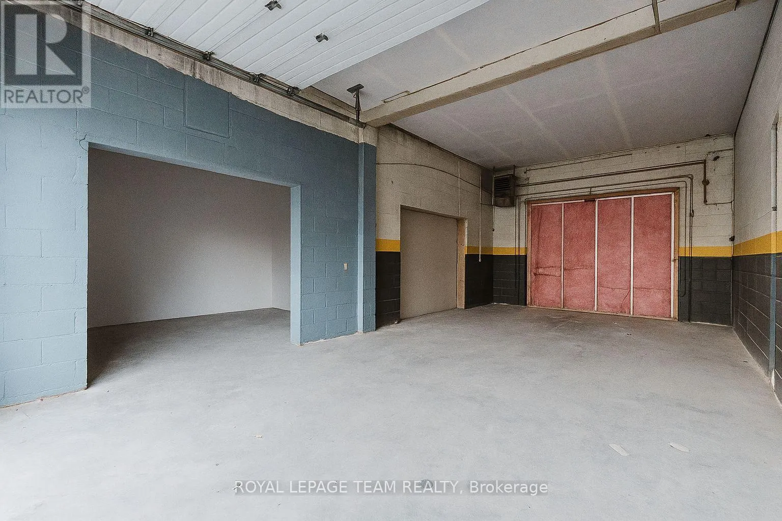 UNIT 3 - 104 ELGIN STREET W
