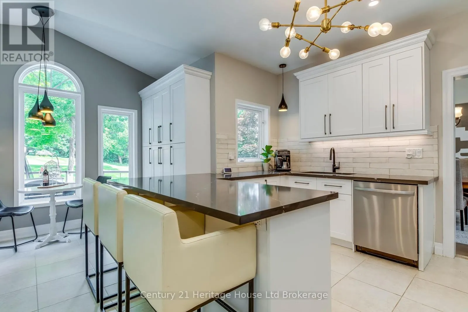 16 SWEETMAN DRIVE