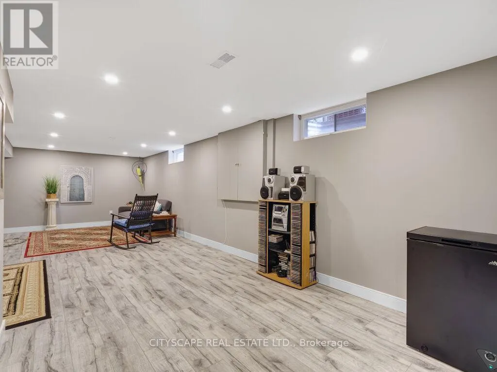 221 KRIBS STREET