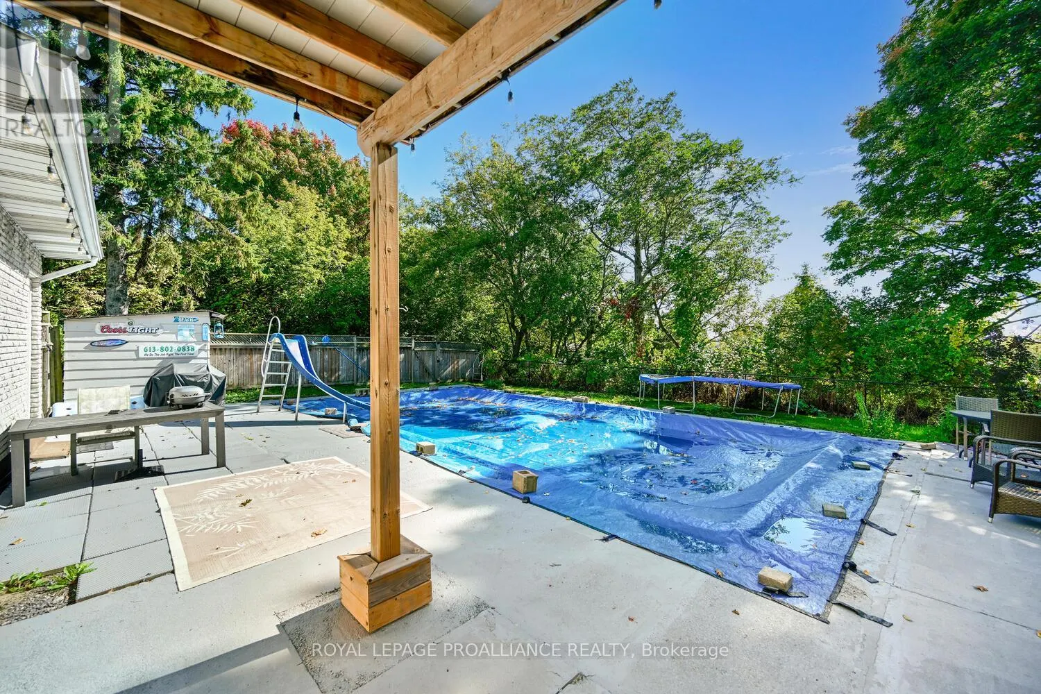 4 CONNELL PLACE