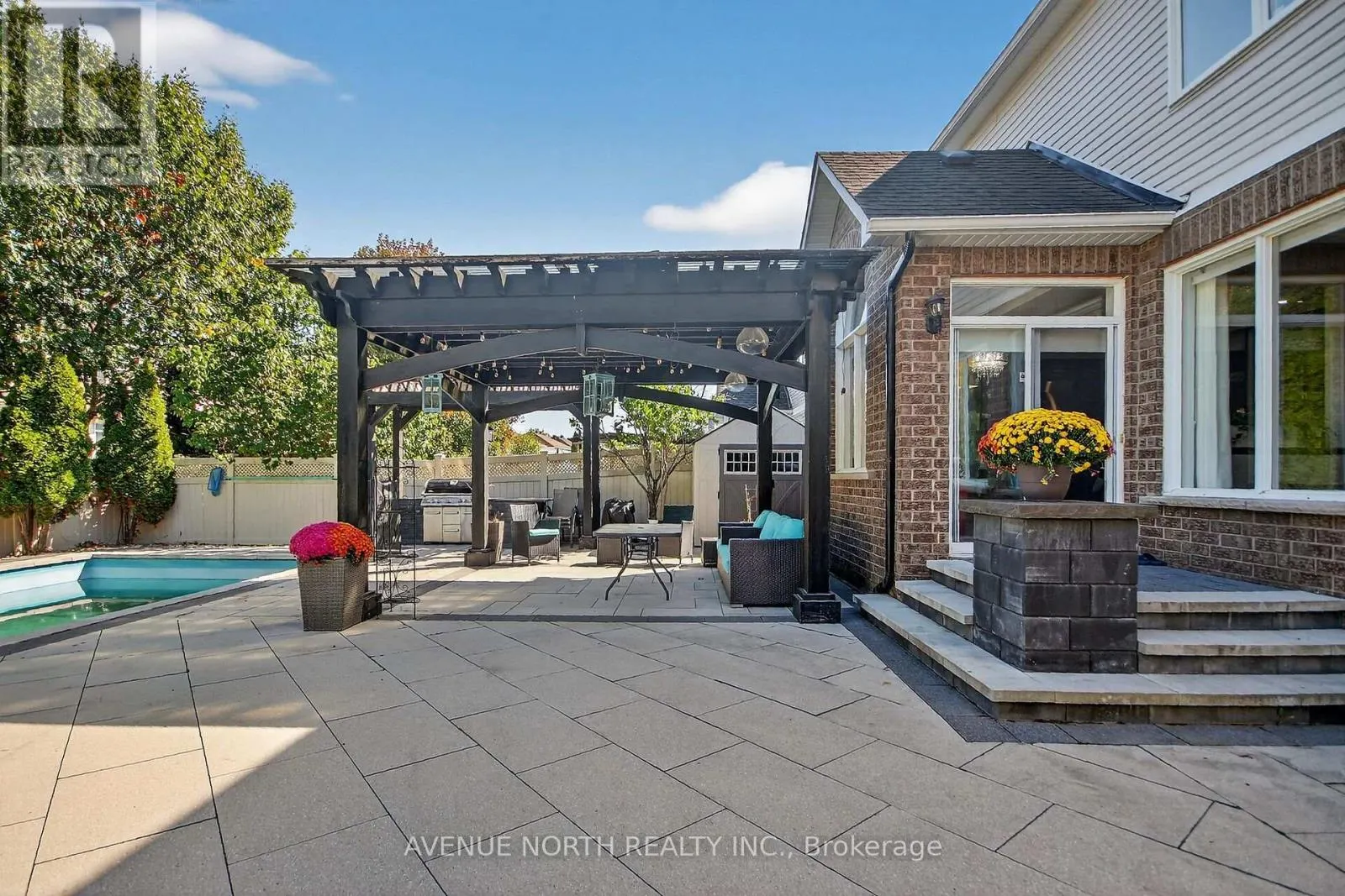 91 MAPLE STAND WAY