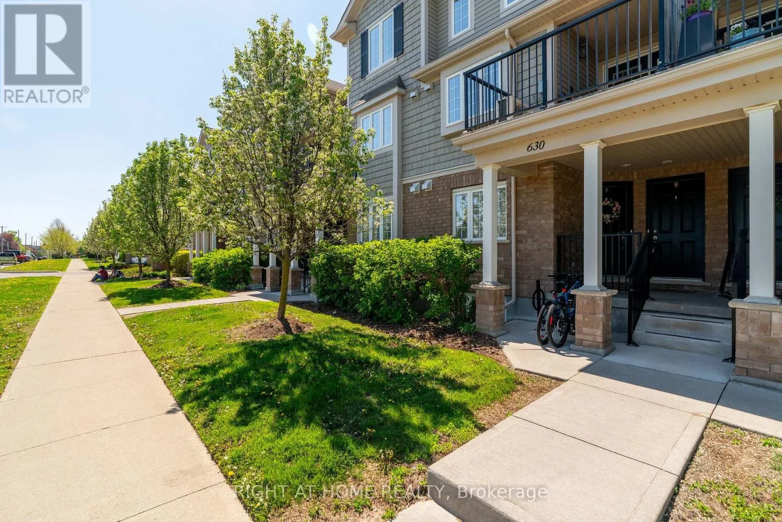 B - 630 WOODLAWN ROAD E