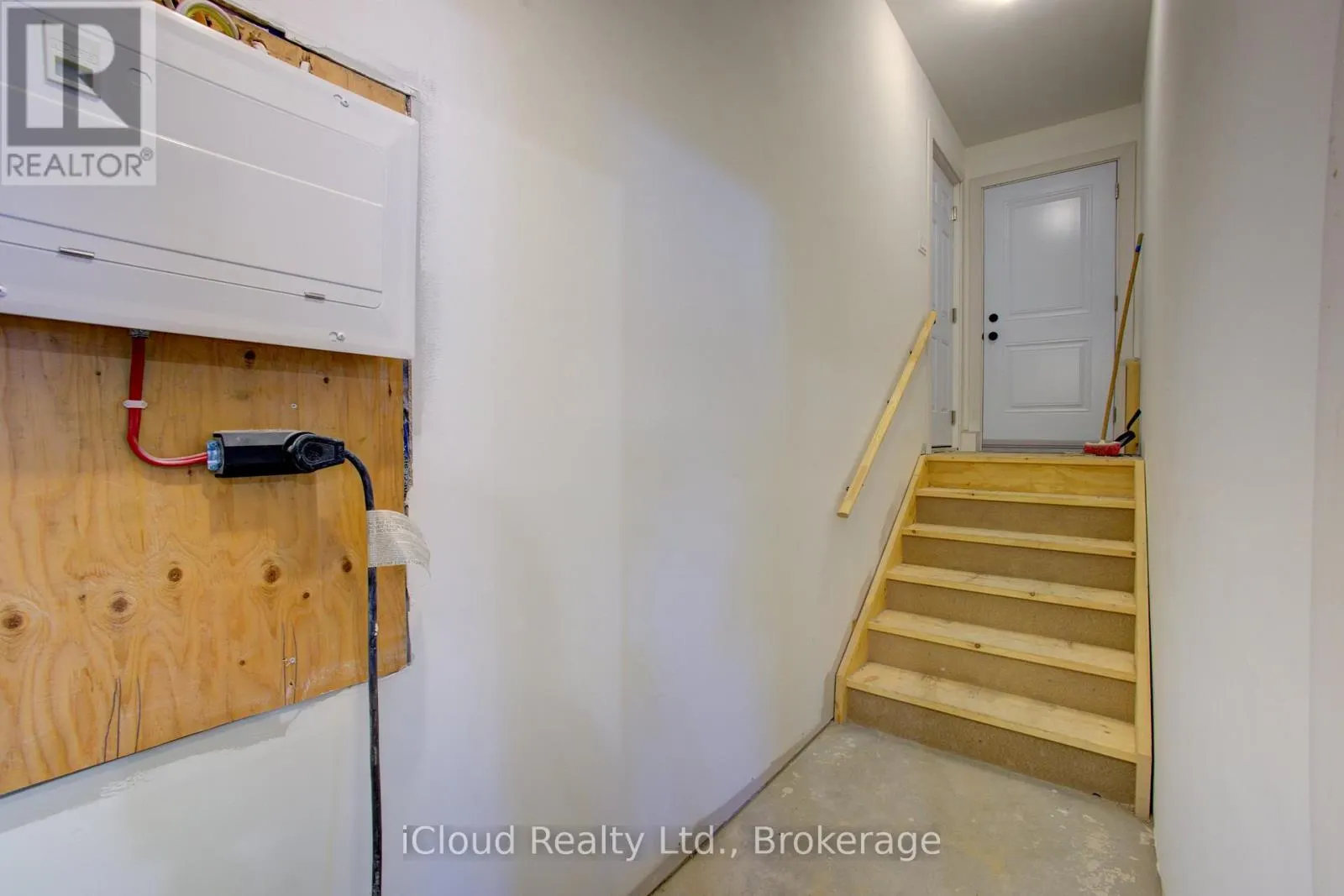 119 ELDER STREET