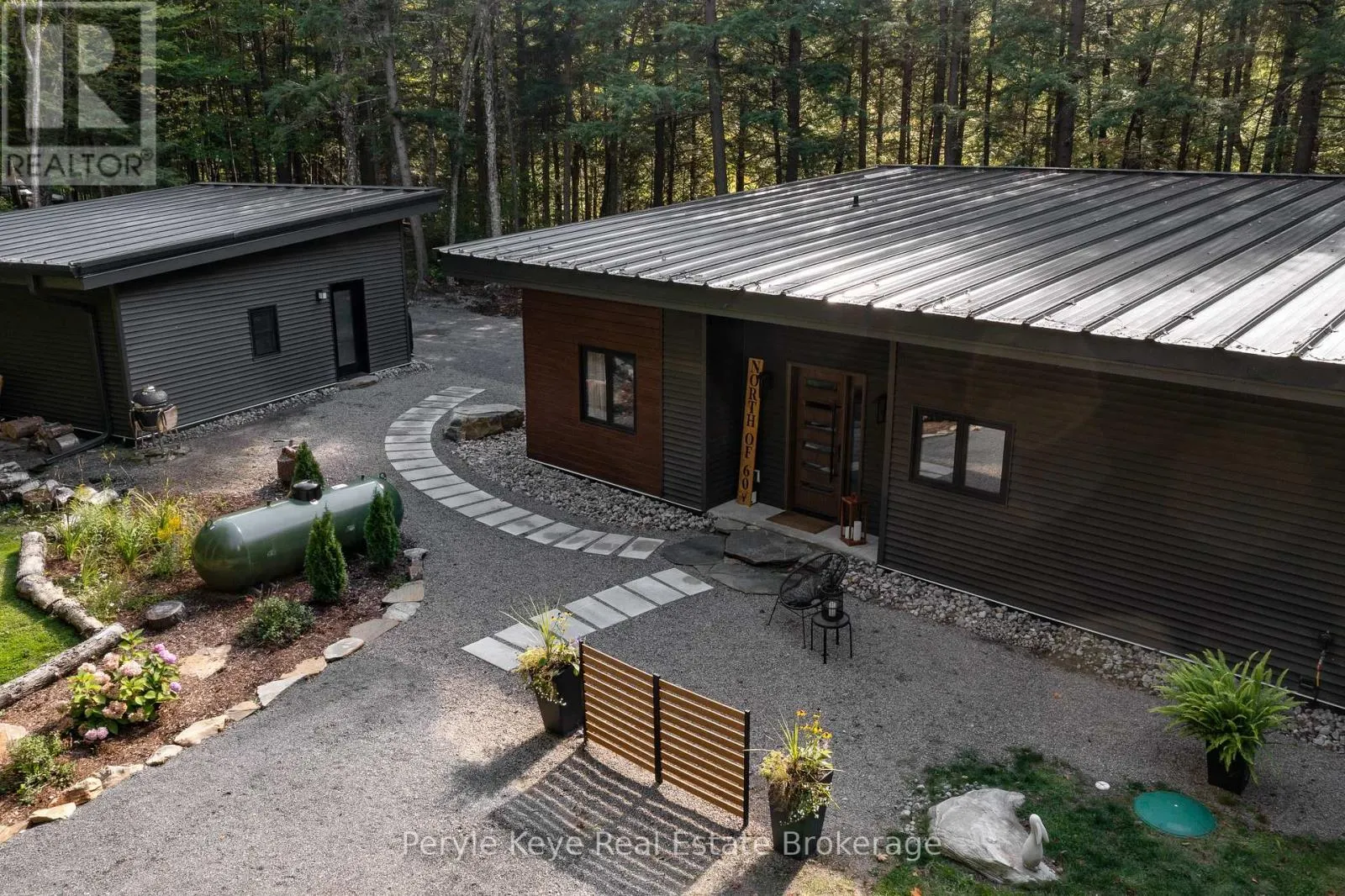 1-1387 OXBOW LAKE ROAD