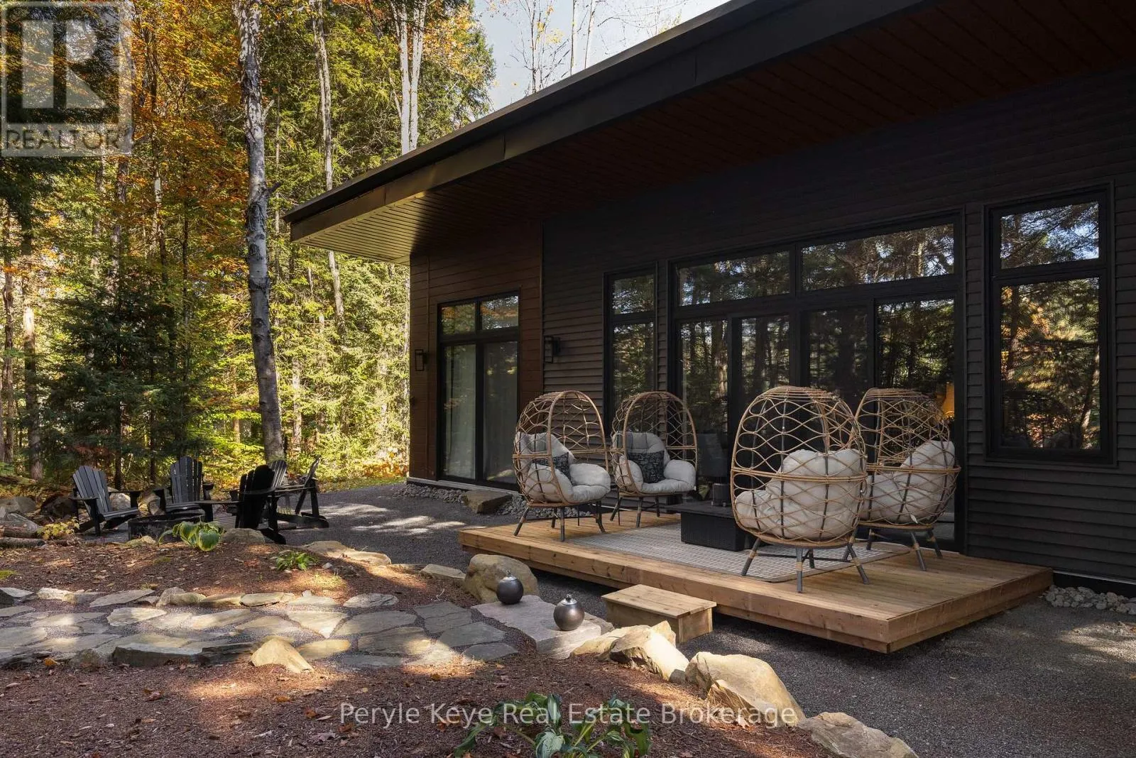 1-1387 OXBOW LAKE ROAD
