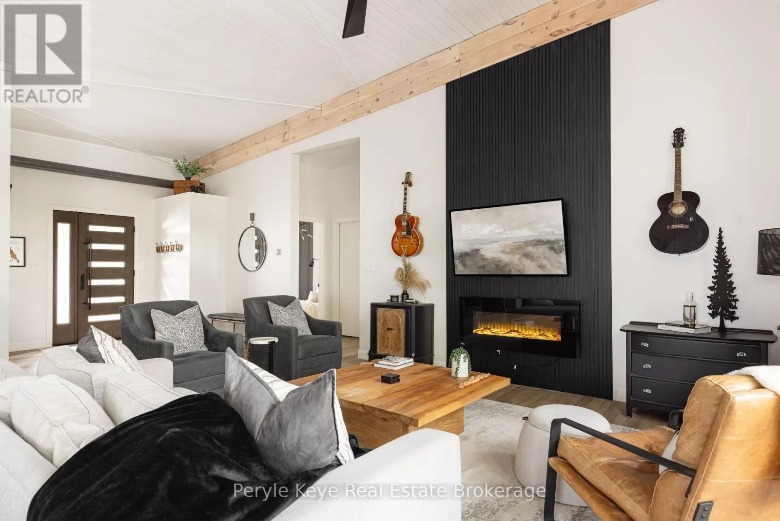 1-1387 OXBOW LAKE ROAD