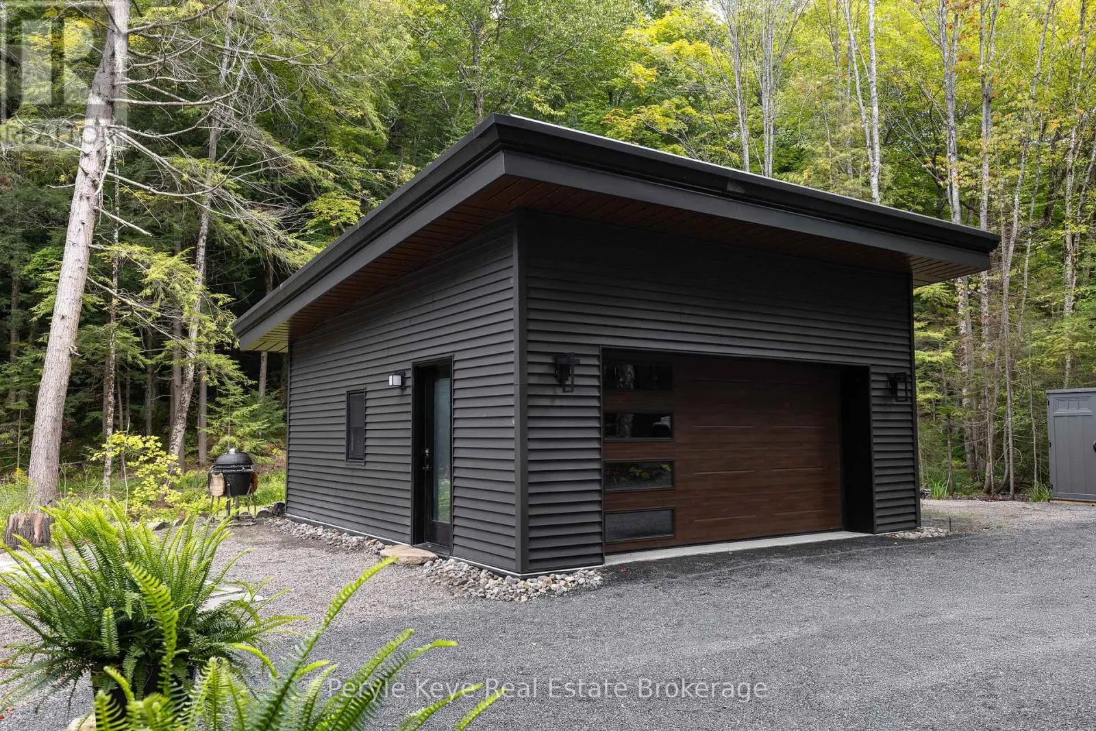 1-1387 OXBOW LAKE ROAD