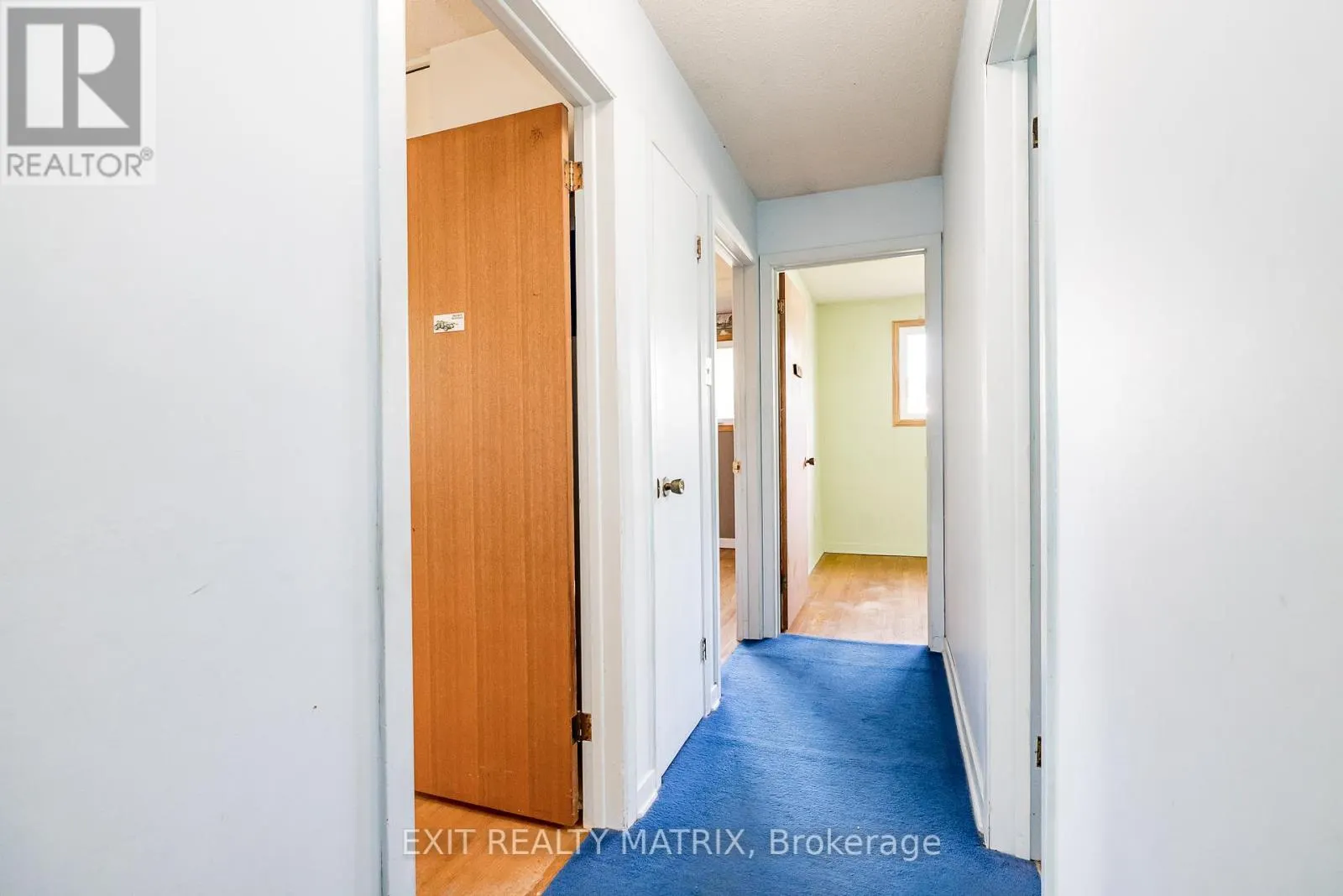 8 BRIAN CRESCENT
