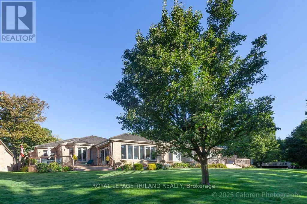 23 - 1040 RIVERSIDE DRIVE, #23