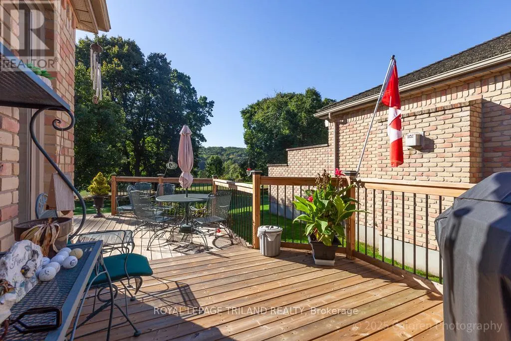 23 - 1040 RIVERSIDE DRIVE, #23