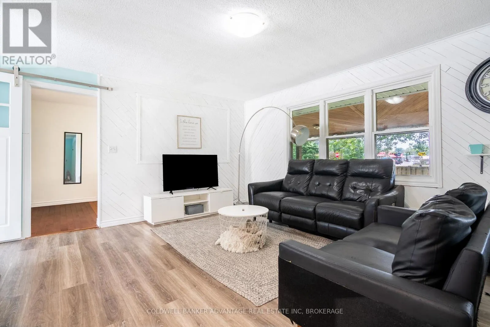 367 GRANDVIEW ROAD