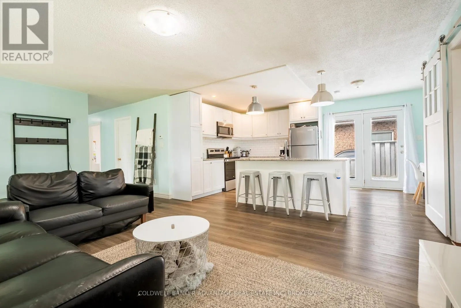 367 GRANDVIEW ROAD
