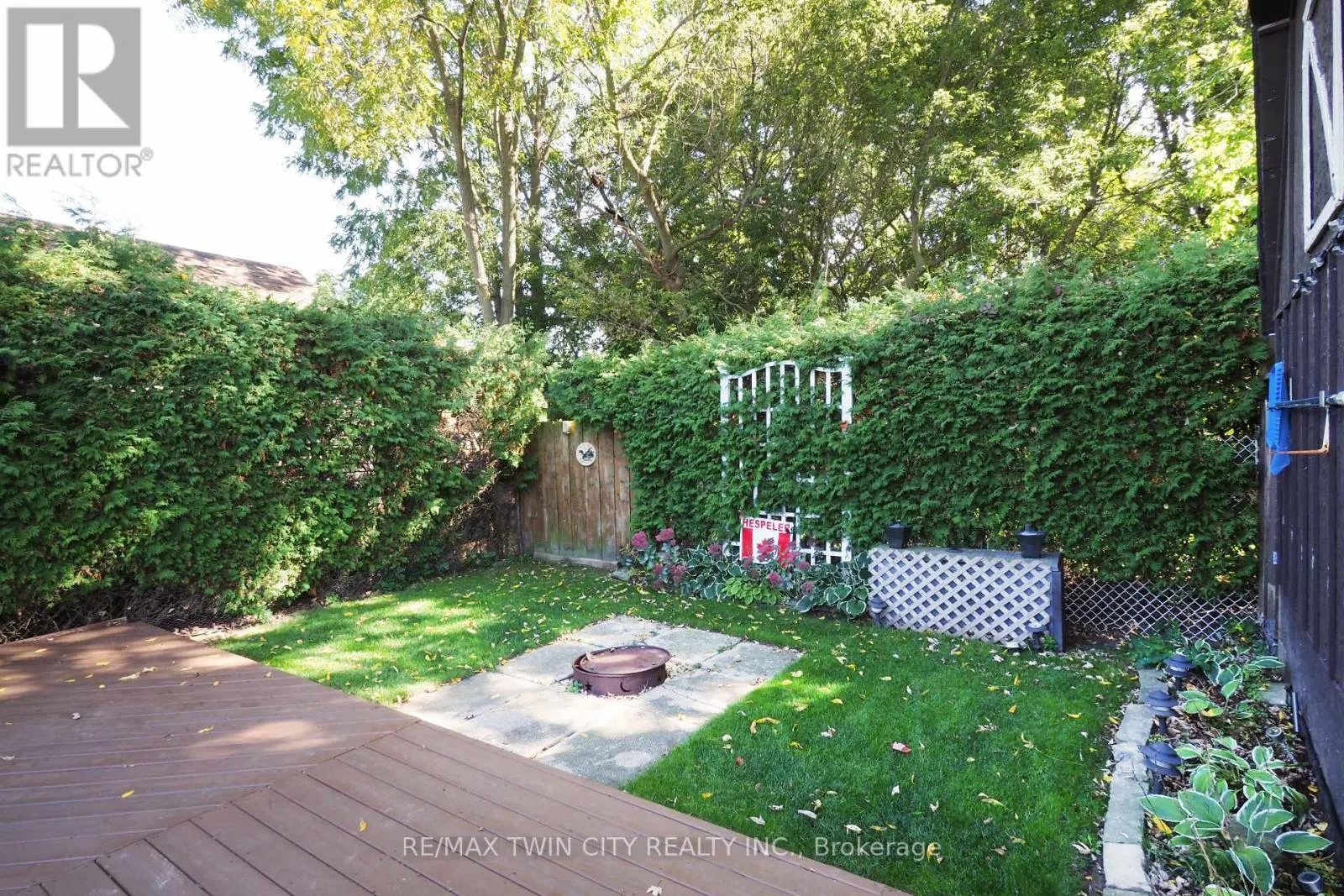 44 MILTON AVENUE W