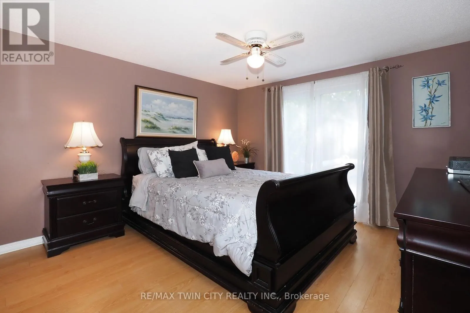 44 MILTON AVENUE W