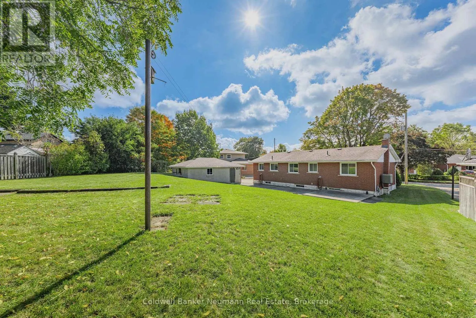 23 SUNNYLEA CRESCENT