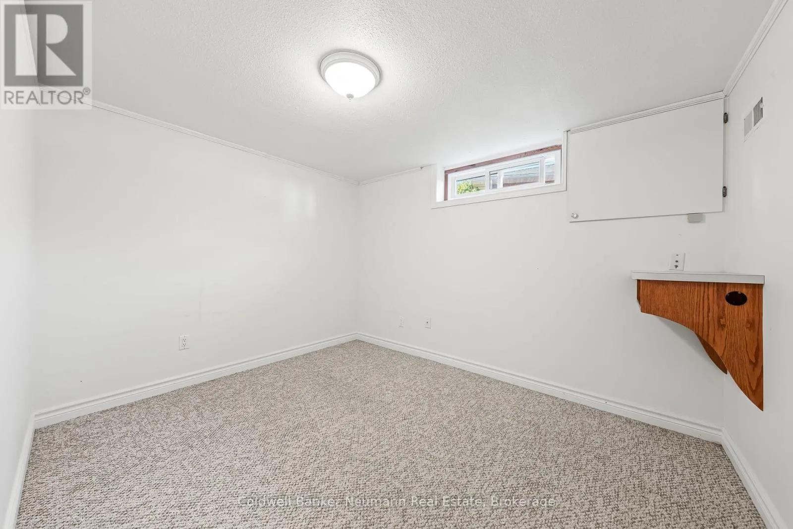 23 SUNNYLEA CRESCENT