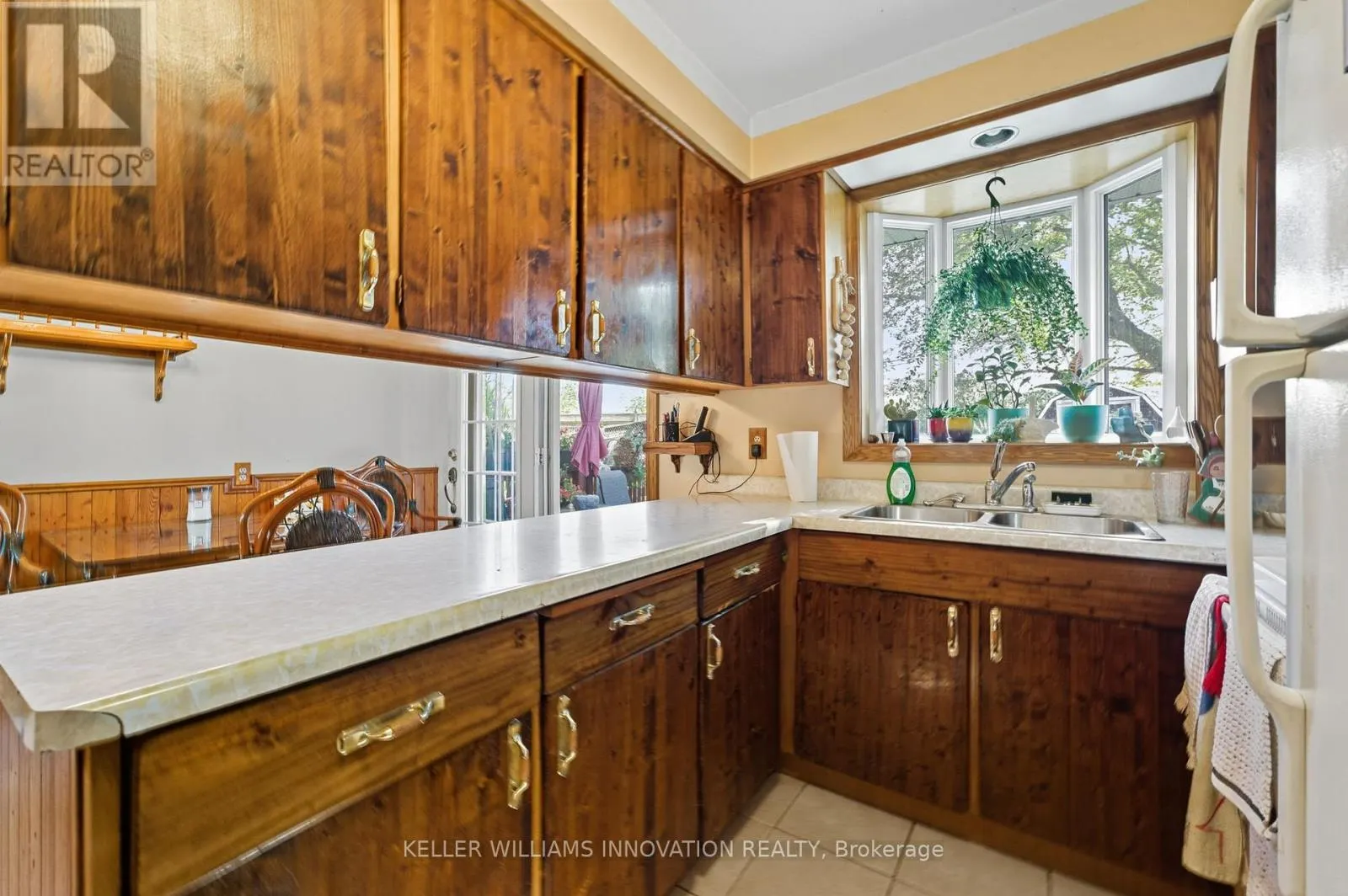 86 BALMORAL DRIVE