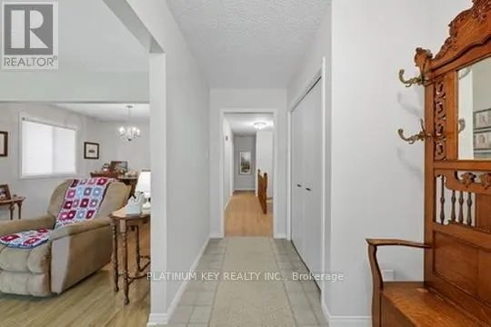23 LYNNGATE GROVE