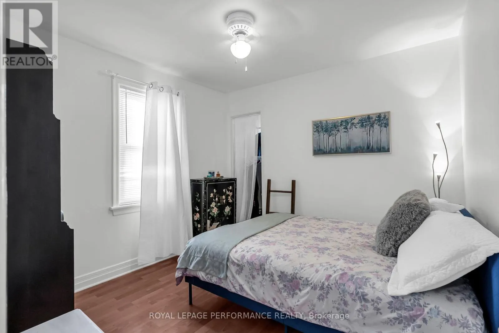 543 FIFTH STREET E