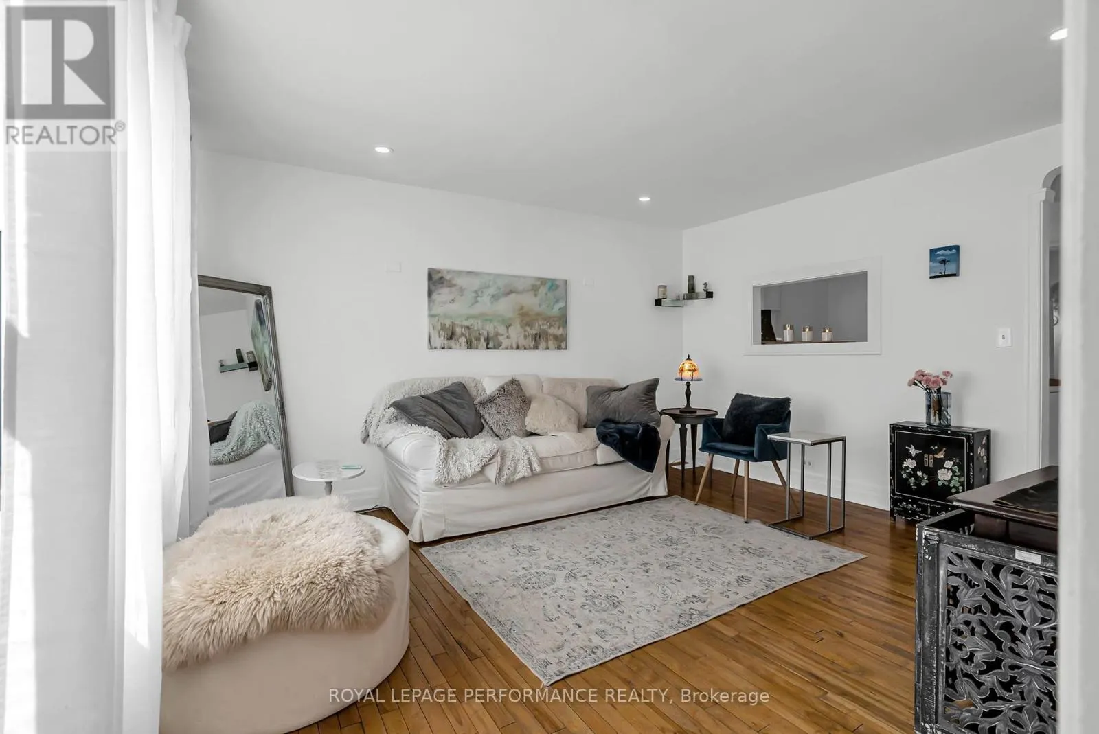 543 FIFTH STREET E