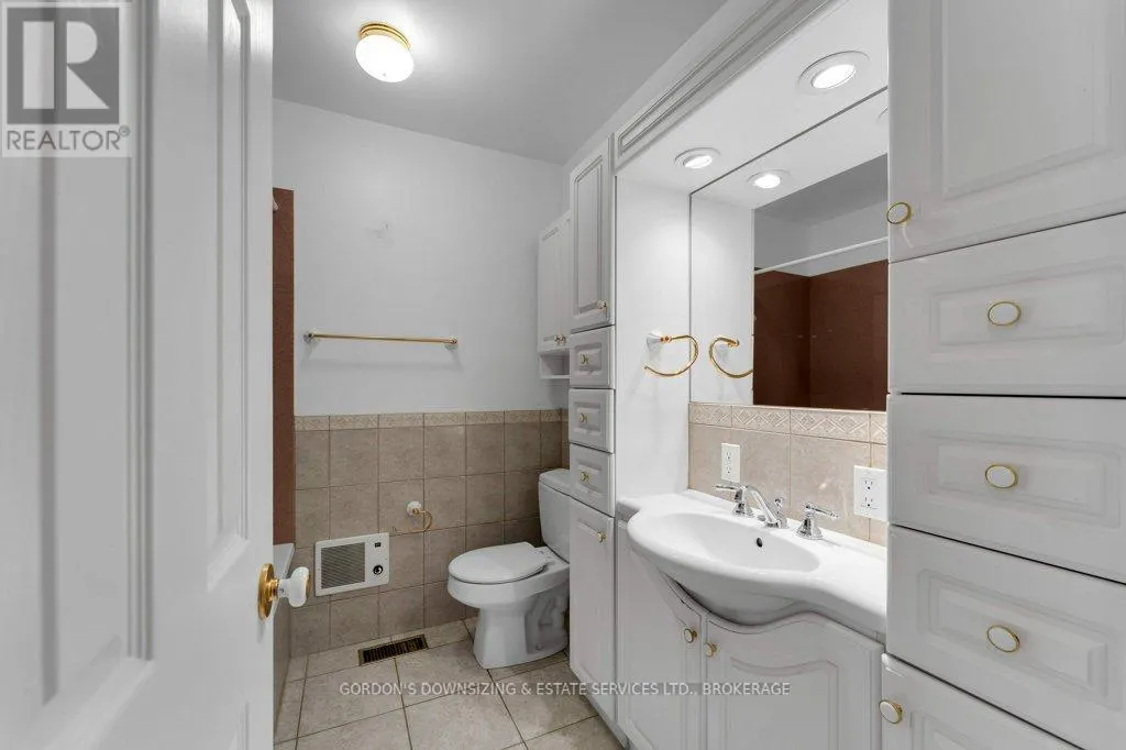 170 ELMWOOD DRIVE