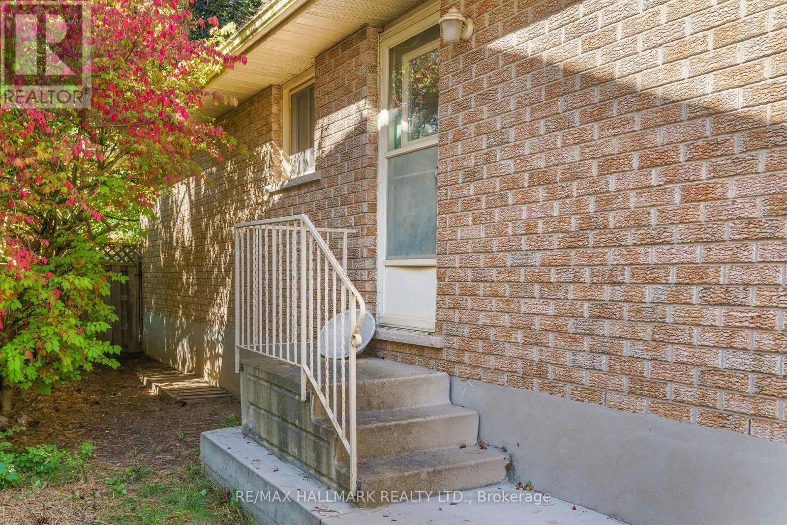 6 YOUNGMAN DRIVE
