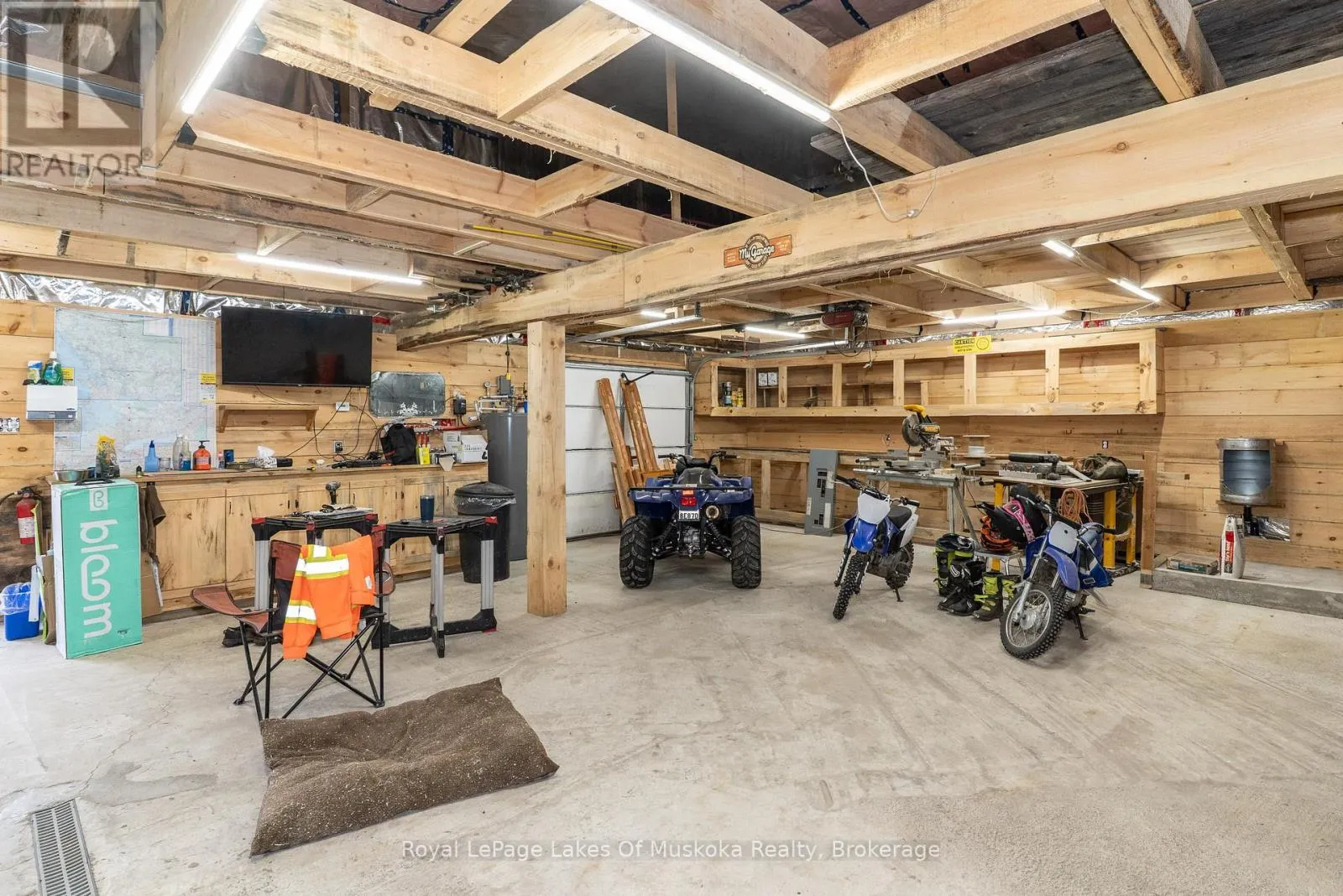 1741 DOE LAKE ROAD