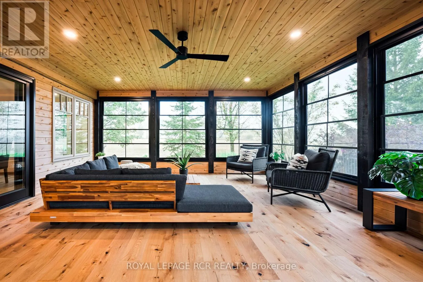 193398 AMARANTH EAST LUTHER TOWNLINE TOWNLINE