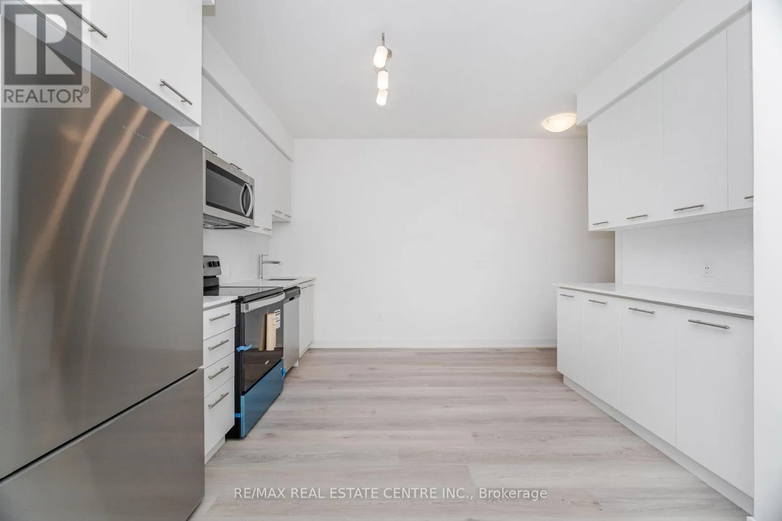 1505 - 385 WINSTON ROAD