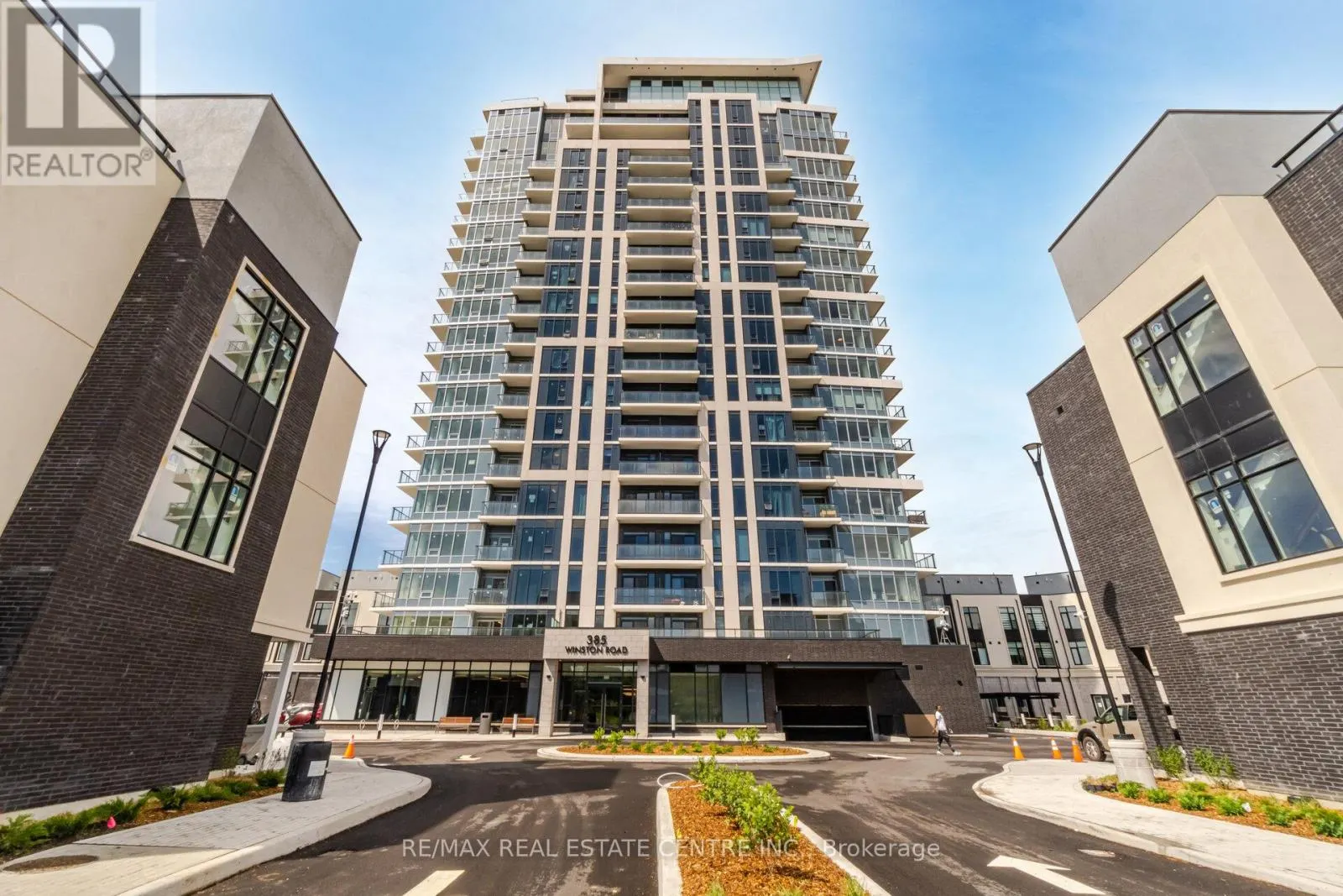 1505 - 385 WINSTON ROAD