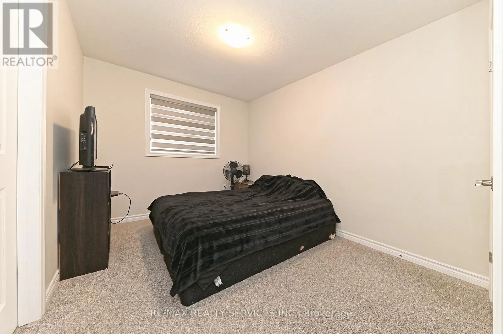 1320 CALAIS DRIVE
