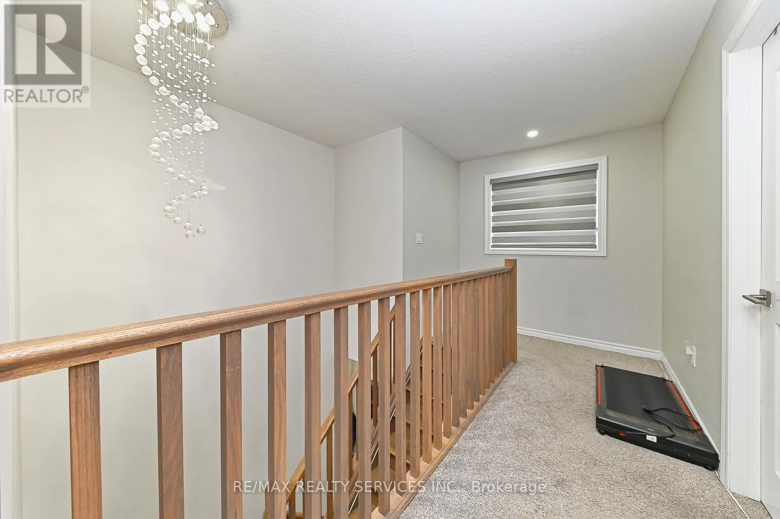 1320 CALAIS DRIVE