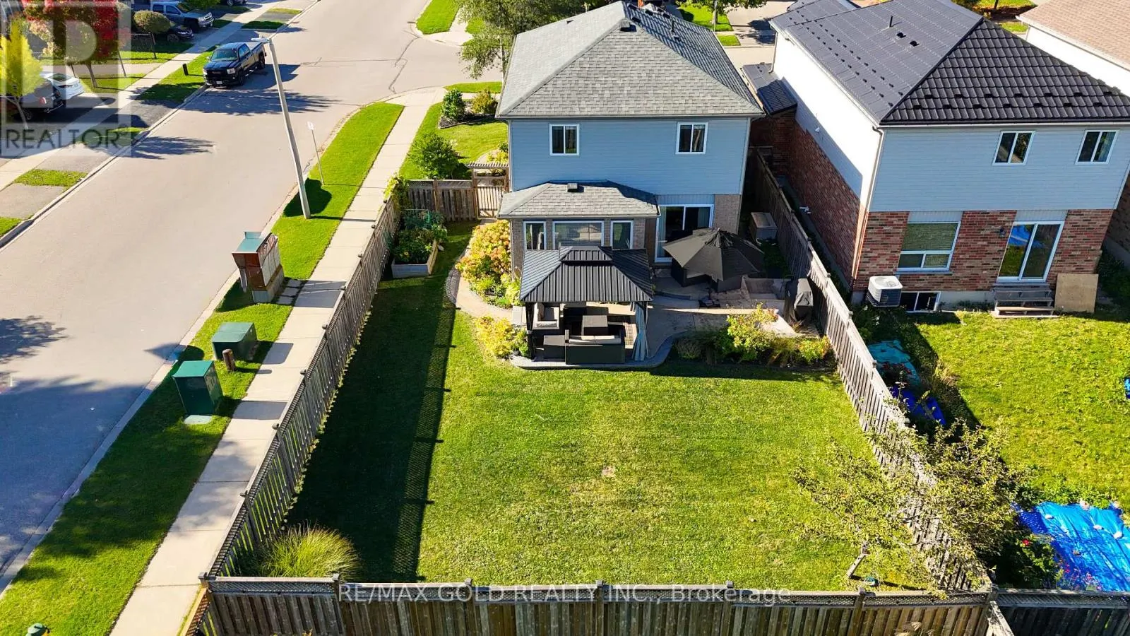 1 PENFOLD DRIVE