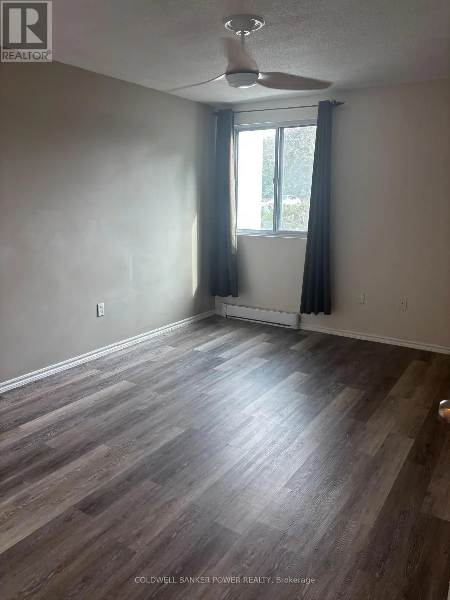 103 - 600 GRENFELL DRIVE, #103