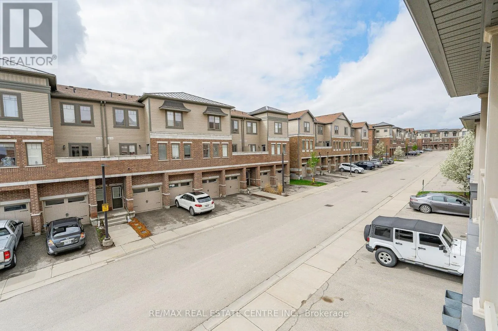 A2 - 70 WILLOWRUN DRIVE