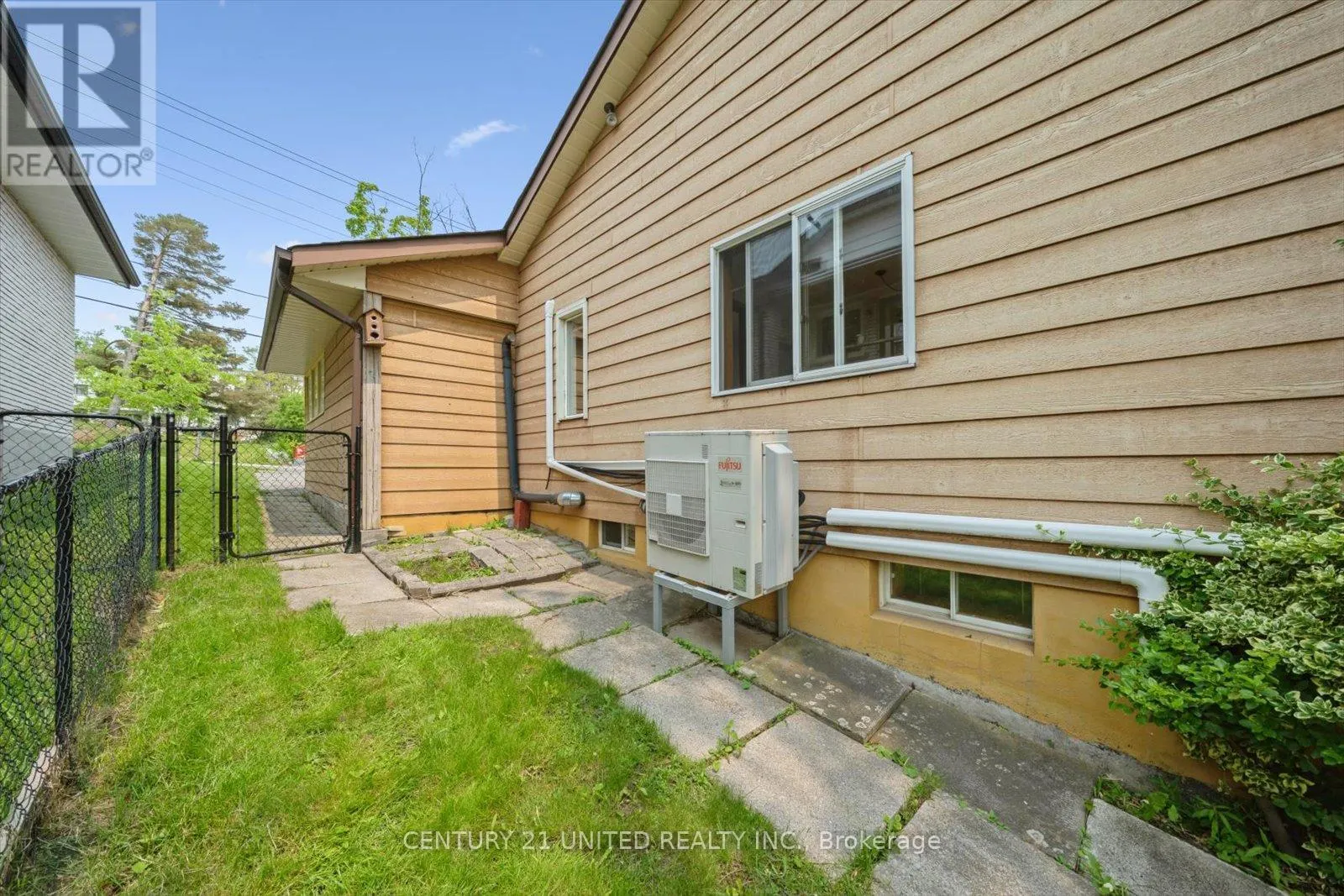 411 HIGHLAND ROAD